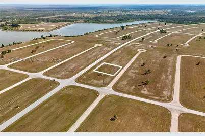 18 Cockatiel, Placida, FL 33946 - Photo 2