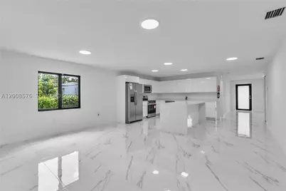 152 NW 18, Homestead, FL 33030 - Photo 6