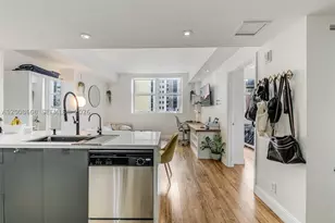 111 E Flagler, Miami, FL 33131 - Photo 4