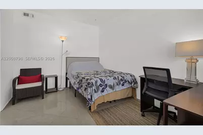 5825 Collins #2E, Miami Beach, FL 33140 - Photo 32