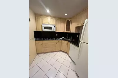 5860 NW 64th #106, Tamarac, FL 33319 - Photo 4