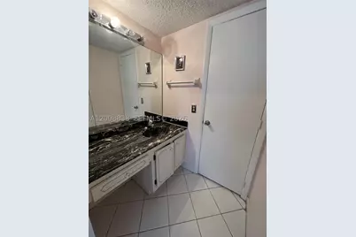5860 NW 64th #106, Tamarac, FL 33319 - Photo 8