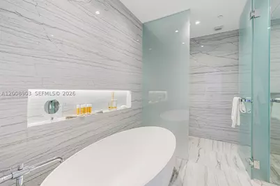 8701 Collins #904, Miami Beach, FL 33154 - Photo 18