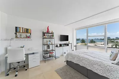 900 Bay #421, Miami Beach, FL 33141 - Photo 12
