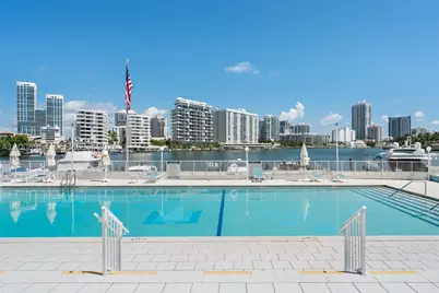 900 Bay #421, Miami Beach, FL 33141 - Photo 22