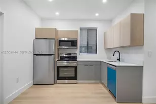 629 SW 10th, Miami, FL 33130 - Photo 2