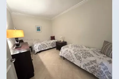 6365 Collins #4311, Miami Beach, FL 33141 - Photo 8