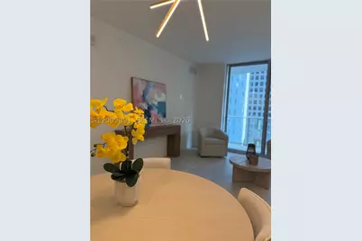 77 SE 5th #1614, Miami, FL 33131 - Photo 6