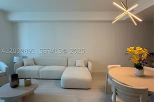 77 SE 5th, Miami, FL 33131 - Photo 2