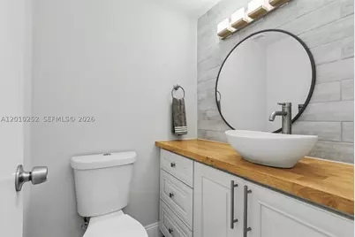 500 Bayview #727, Sunny Isles Beach, FL 33160 - Photo 10