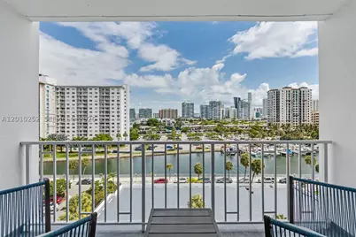 500 Bayview #727, Sunny Isles Beach, FL 33160 - Photo 16