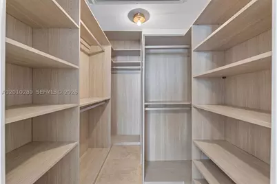 5225 Collins #1519, Miami Beach, FL 33140 - Photo 16