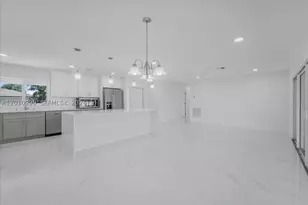 105 SE 45th, Cape Coral, FL 33904 - Photo 10
