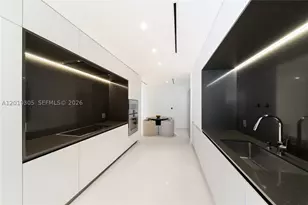 300 Biscayne Blvd, Miami, FL 33131 - Photo 24