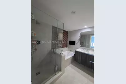 488 NE 18th #301, Miami, FL 33132 - Photo 18