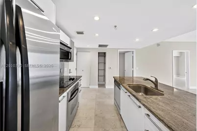 185 SW 7th #4209, Miami, FL 33130 - Photo 10