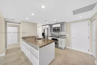 185 SW 7th #4209, Miami, FL 33130 - Photo 12