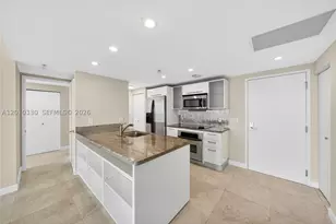 185 SW 7th, Miami, FL 33130 - Photo 12