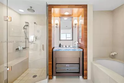 6801 Collins #1215, Miami Beach, FL 33141 - Photo 10