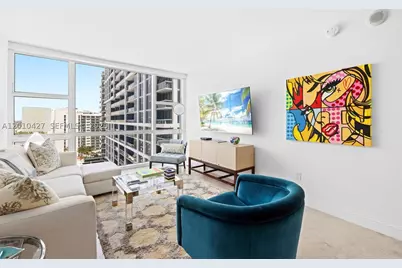 6801 Collins #1215, Miami Beach, FL 33141 - Photo 2