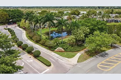 2132 Bahia, Weston, FL 33327 - Photo 34