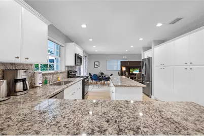 7711 Coquina, North Bay Village, FL 33141 - Photo 12