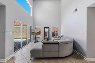 1065 Weeping Willow, Hollywood, FL 33019 - Photo 18