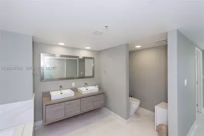 400 Sunny Isles #1518, Sunny Isles Beach, FL 33160 - Photo 20