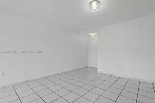9431 Fontainebleau, Miami, FL 33172 - Photo 20