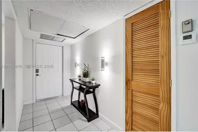 575 Oaks #508, Pompano Beach, FL 33069 - Photo 10