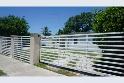 335 NW 187th, Miami Gardens, FL 33169 - Photo 2