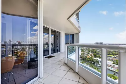21205 Yacht Club #2409, Aventura, FL 33180 - Photo 22