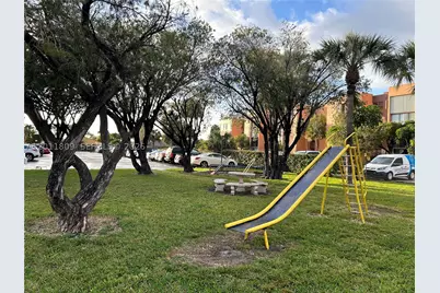 9411 SW 4th #202, Miami, FL 33174 - Photo 18