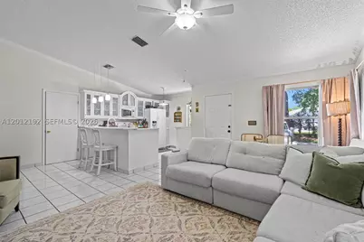 5324 Gray Fox, West Palm Beach, FL 33415 - Photo 8