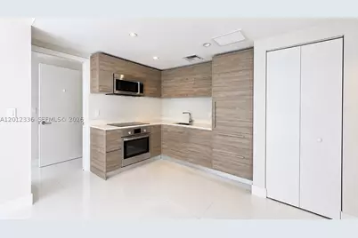 1300 S Miami #4507, Miami, FL 33130 - Photo 4