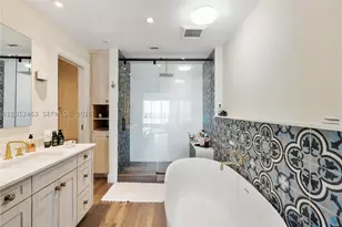 1040 Biscayne, Miami, FL 33132 - Photo 20