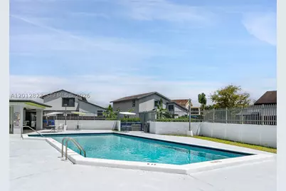 1007 NW 106th Ave, Miami, FL 33172 - Photo 28