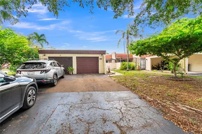9820 NW 65th #B13, Tamarac, FL 33321 - Photo 2