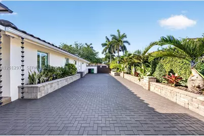 10570 SW 56th, Miami, FL 33173 - Photo 56