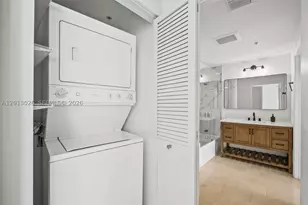 90 SW 3rd, Miami, FL 33130 - Photo 14
