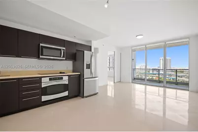 90 SW 3rd #1608, Miami, FL 33130 - Photo 4