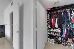 90 SW 3rd, Miami, FL 33130 - Photo 18