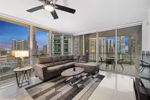 90 SW 3rd, Miami, FL 33130 - Photo 1