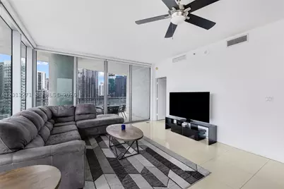90 SW 3rd #2504, Miami, FL 33130 - Photo 10