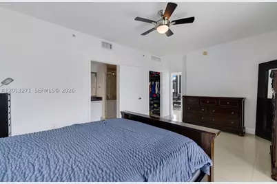 90 SW 3rd #2504, Miami, FL 33130 - Photo 14