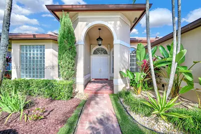 2553 Jardin, Weston, FL 33327 - Photo 2
