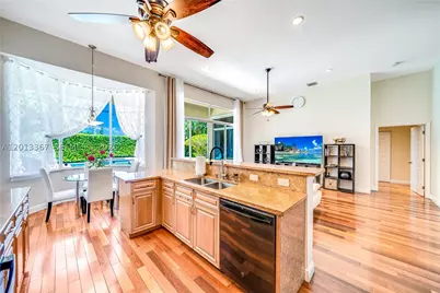 1241 S 13th, Hollywood, FL 33019 - Photo 8