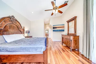 1241 S 13th, Hollywood, FL 33019 - Photo 32