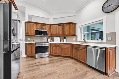 4133 NW 81st, Coral Springs, FL 33065 - Photo 4