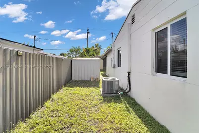 9425 NW 36th, Miami, FL 33147 - Photo 24